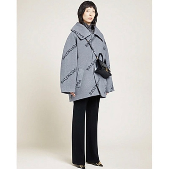 **SOLD** New w Tags Balenciaga Oversized Logo 100% Cashmere Coat Jacket Gray - Picture 4 of 13